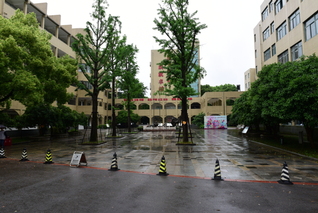 学习宁波职校　努力“破茧成蝶”