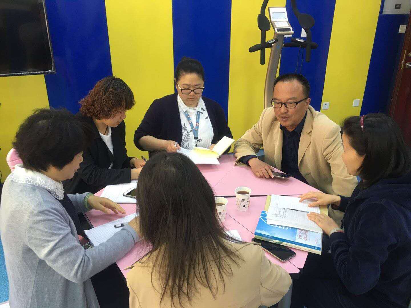 金山区特教指导中心到我校指导交流工作